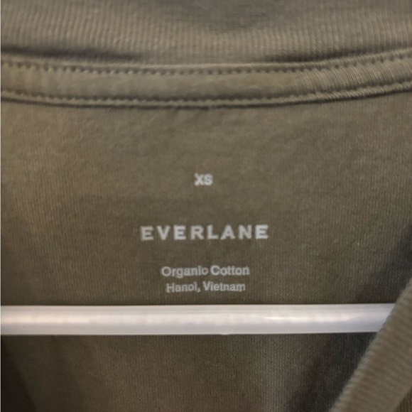 Everlane green t-shirt with open tie back size XS - Picture 9 of 11